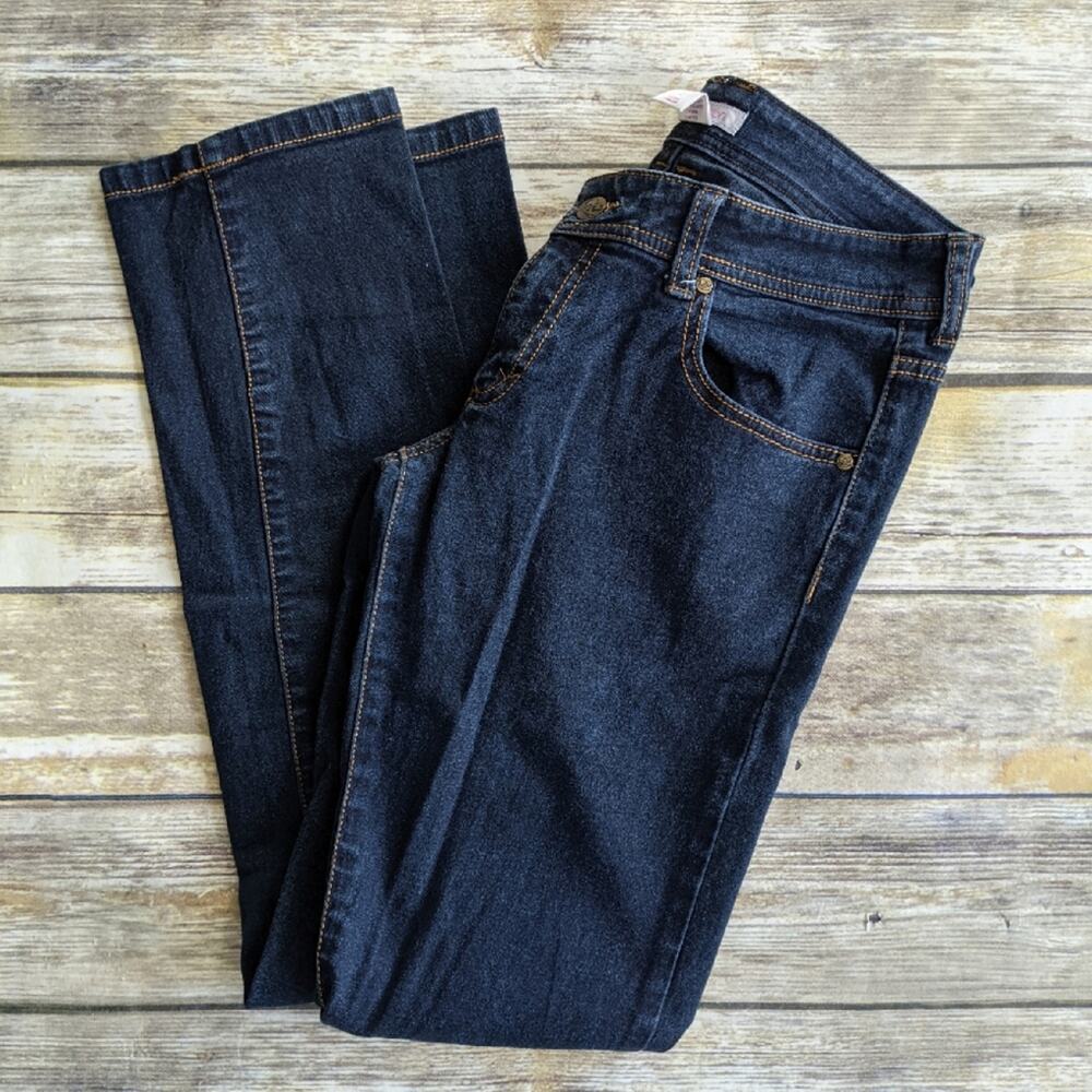 Xhilaration Dark Wash Straight Leg Jeans sz 7